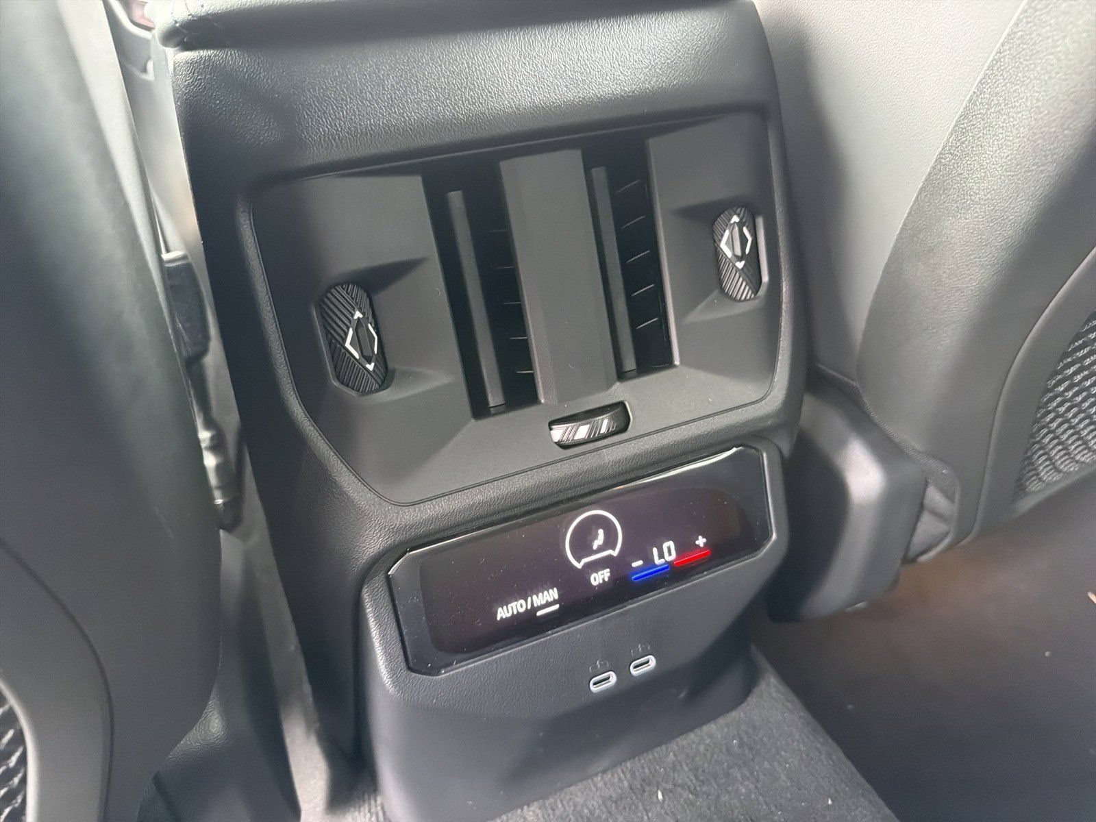 New 2026 BMW X3 xDrive30i w/ Premium Package AWD/4WD image 18