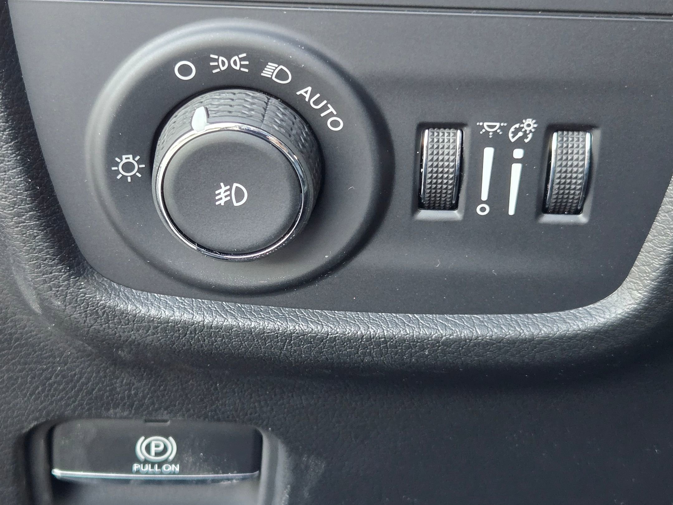 New 2025 Jeep Grand Cherokee Limited w/ Luxury Tech Group II image 19