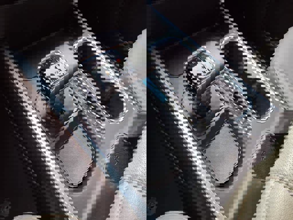 Used 2022 GMC Sierra 1500 SLT image 17