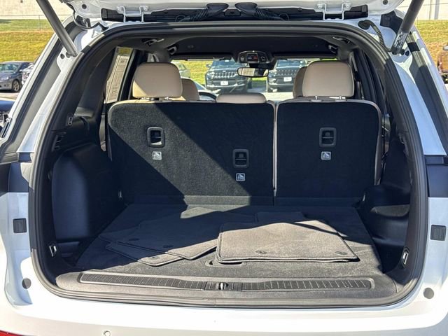 Used 2023 Jeep Grand Cherokee Limited w/ Trailer Tow Prep Group (B) image 13