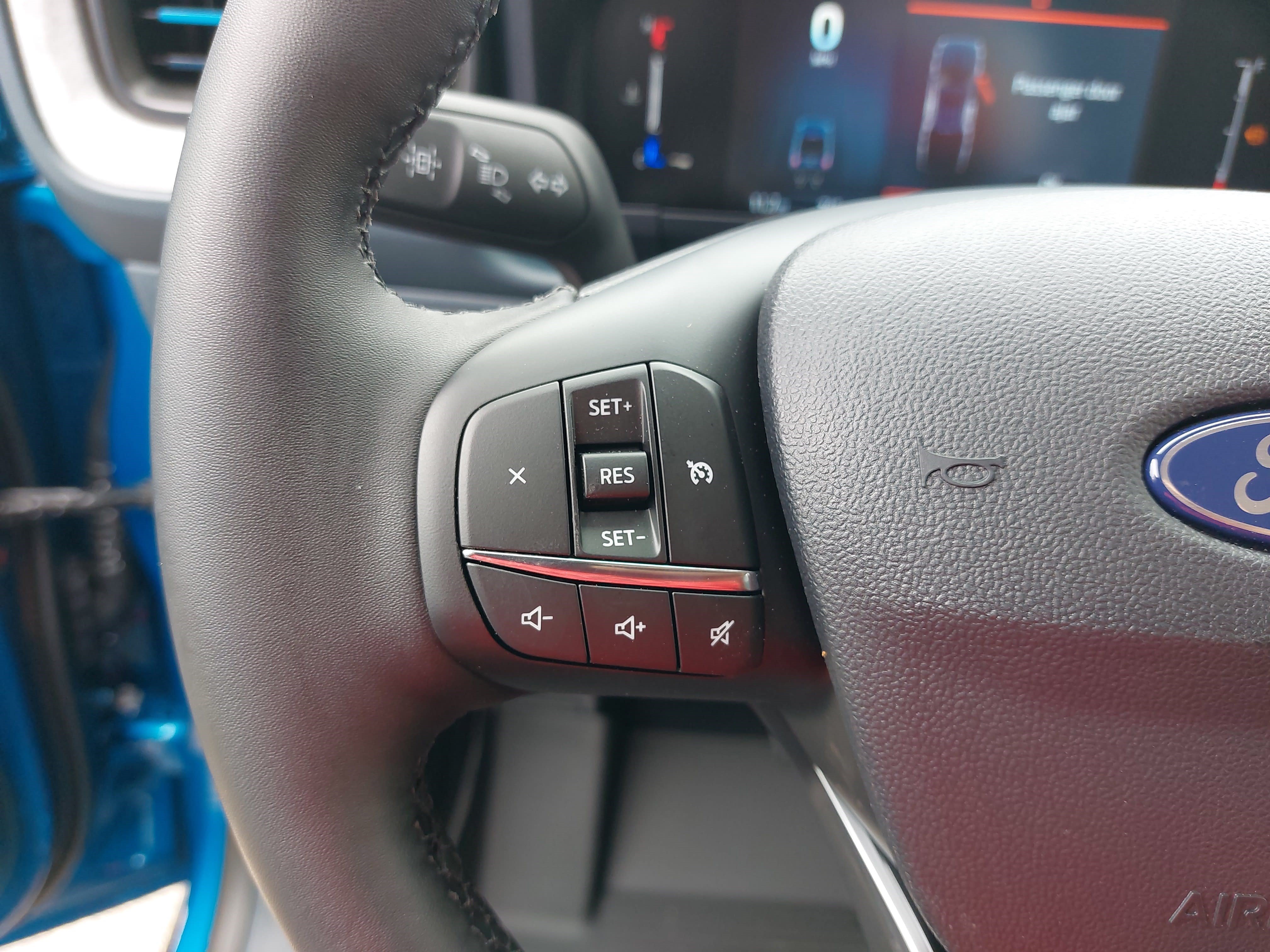 New 2026 Ford Maverick XLT w/ XLT Luxury Package FWD image 18