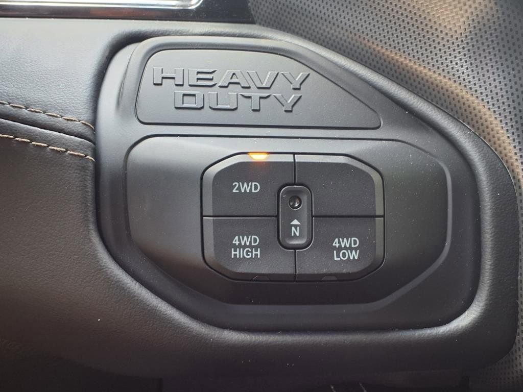 New 2025 RAM 3500 Limited image 7