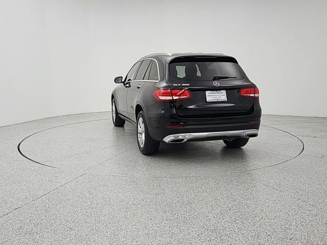 Used 2018 Mercedes-Benz GLC 300 4MATIC image 6