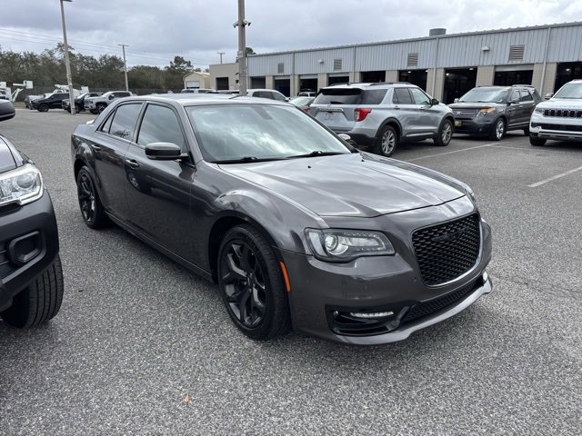 Used 2022 Chrysler 300 S w/ Comfort Group image 2