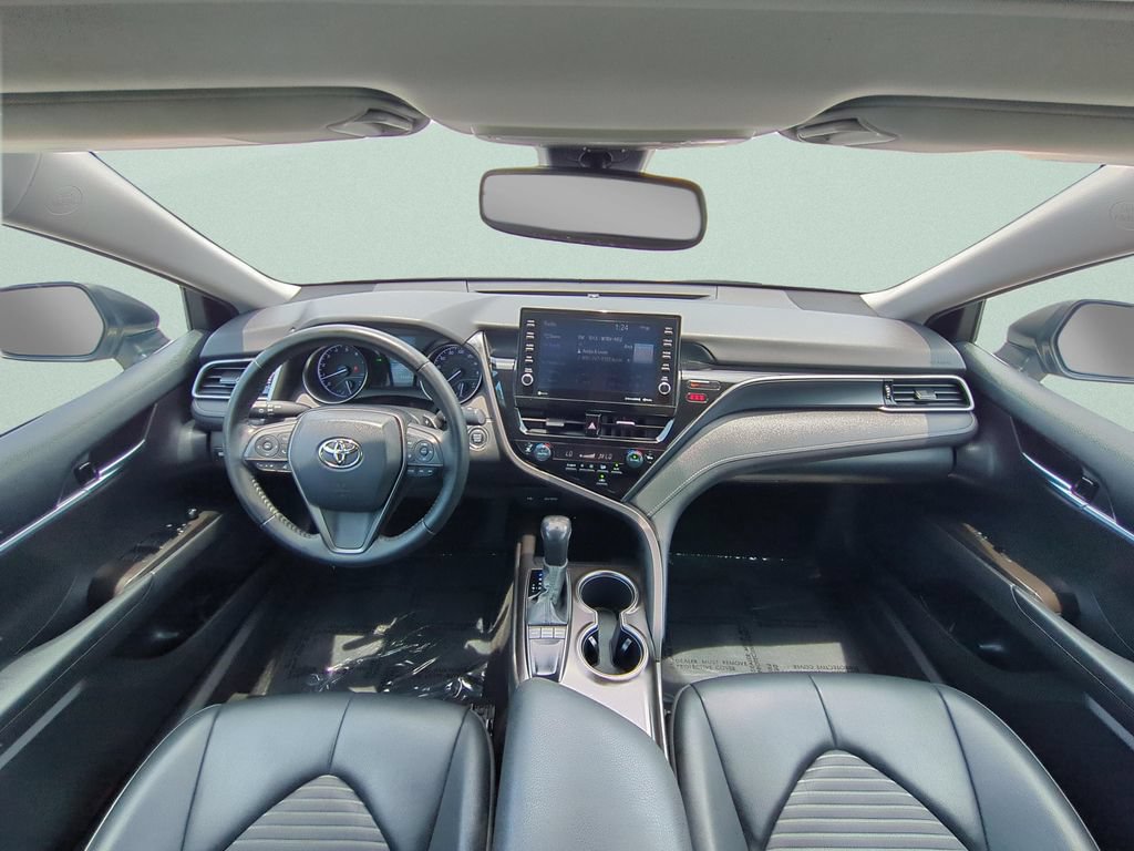 Used 2022 Toyota Camry SE w/ Audio Upgrade Package FWD image 10