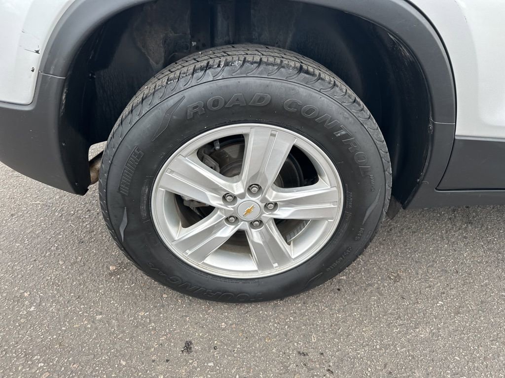 Used 2018 Chevrolet Trax LS image 33