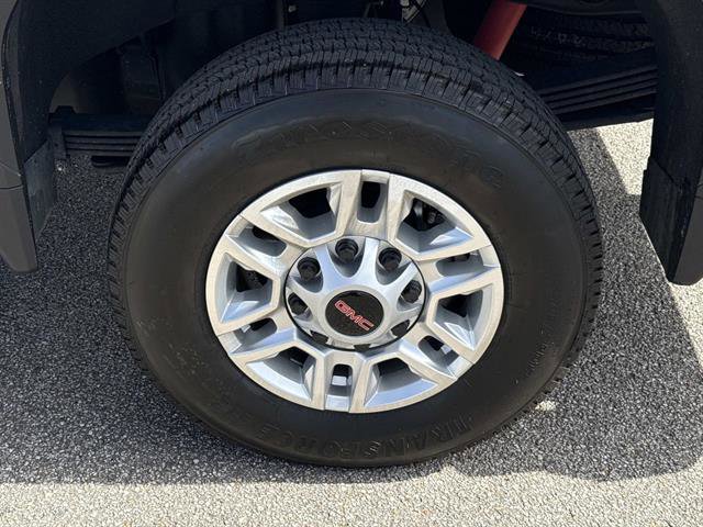 Used 2025 GMC Sierra 2500 Pro image 28