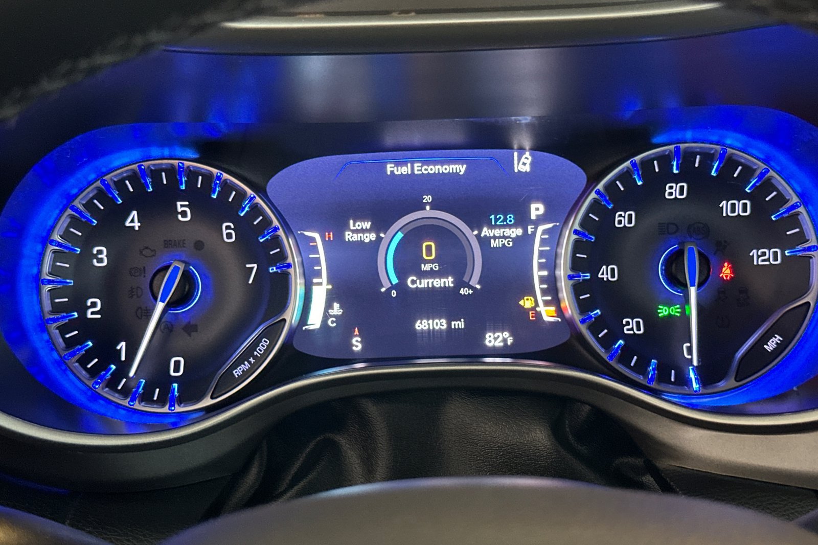 Used 2023 Chrysler Pacifica Touring-L FWD image 24