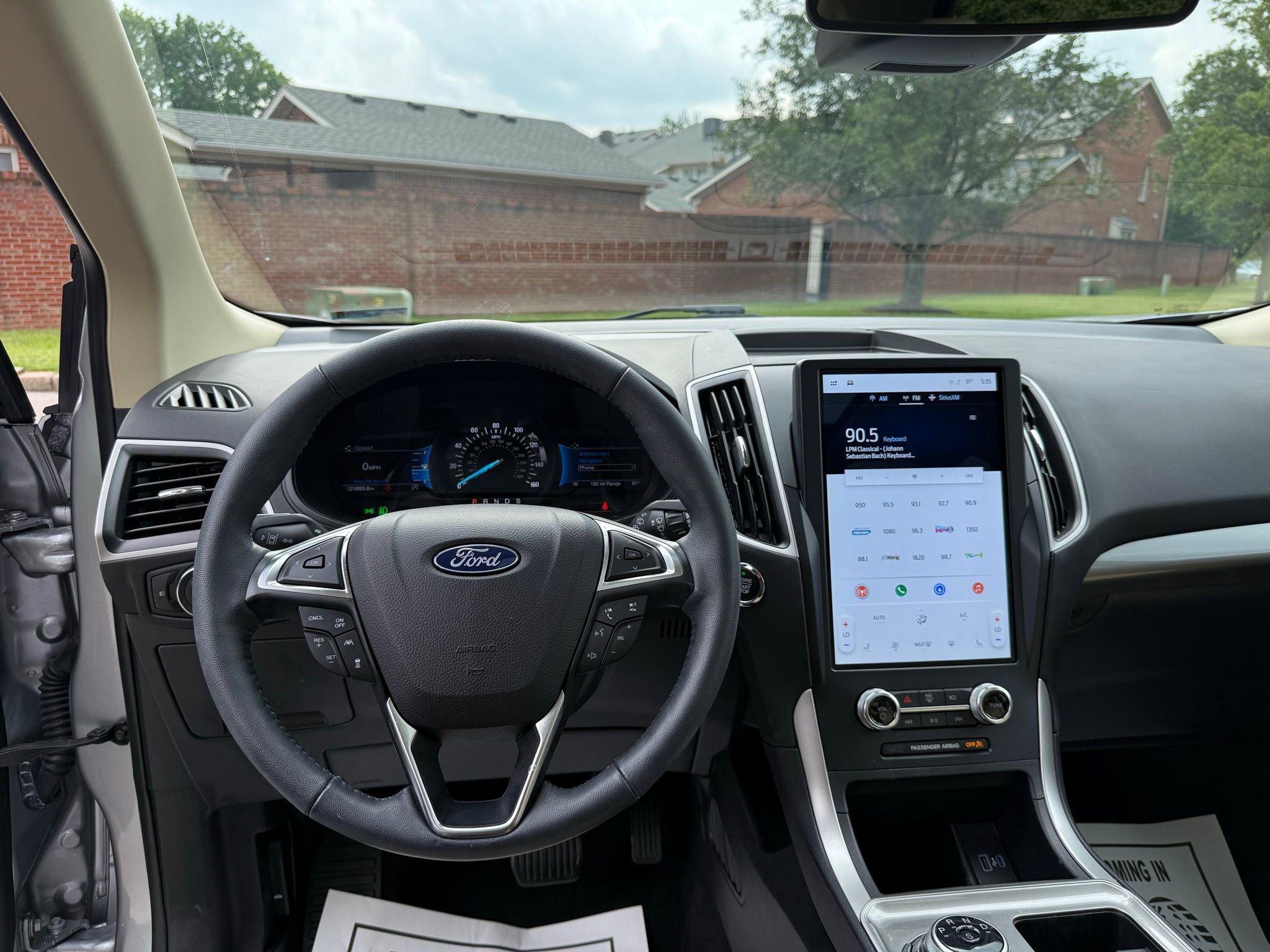 Used 2024 Ford Edge SEL w/ Convenience Package image 63
