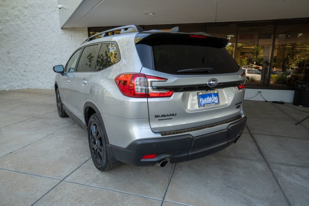 Certified 2025 Subaru Ascent Bronze Edition w/ Onyx Package AWD/4WD image 5