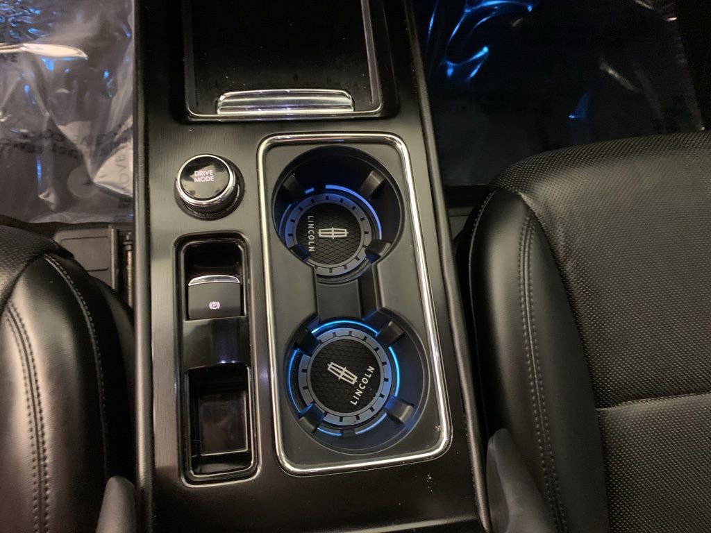 Used 2021 Lincoln Corsair Reserve w/ Equipment Group 201A FWD image 27