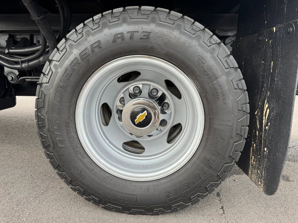 Used 2022 Chevrolet Silverado 3500 LT w/ Convenience Package AWD/4WD image 12