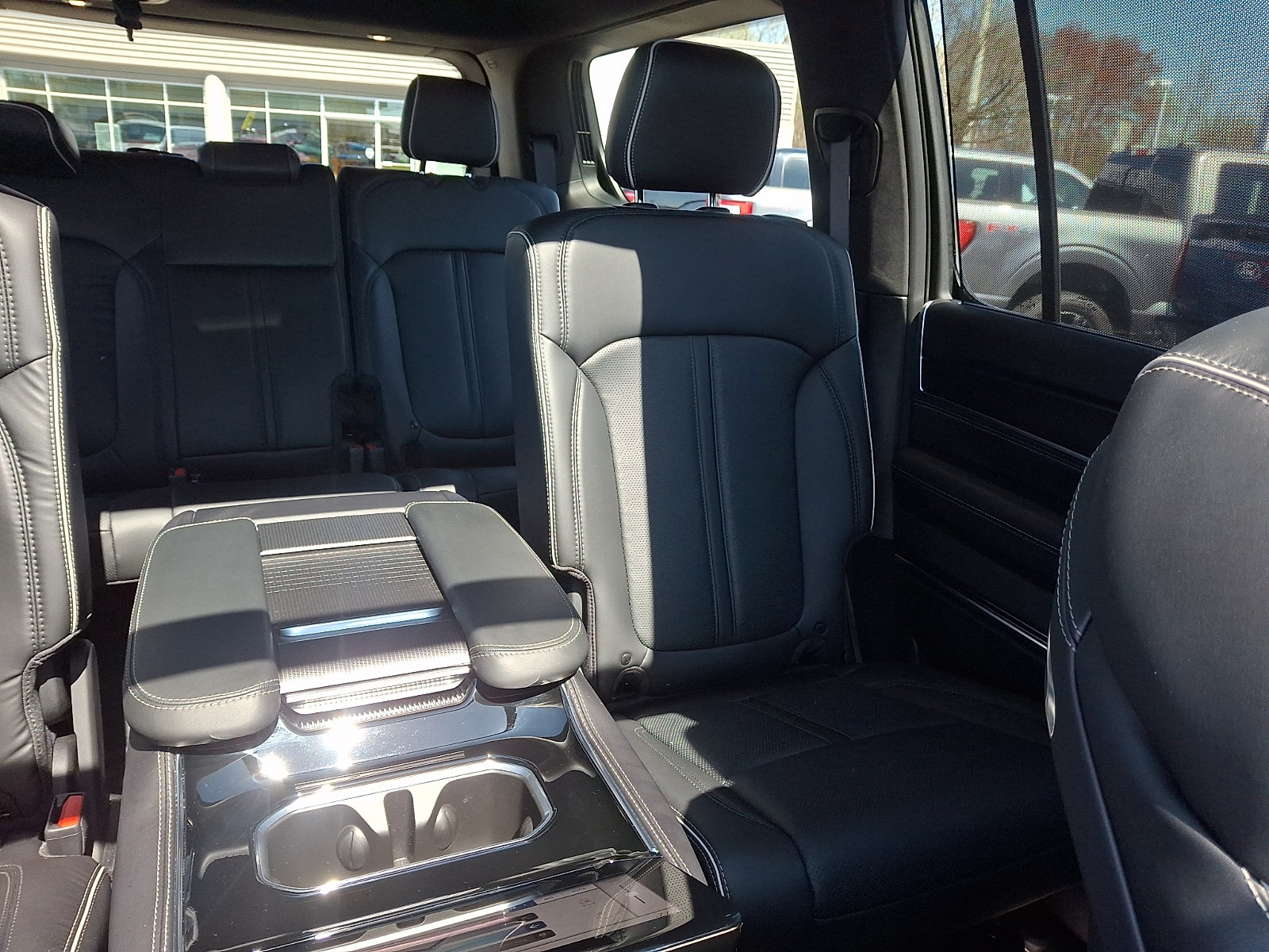 Used 2025 Jeep Grand Wagoneer Series II Obsidian w/ Quick Order Packagew 28T AWD/4WD image 19