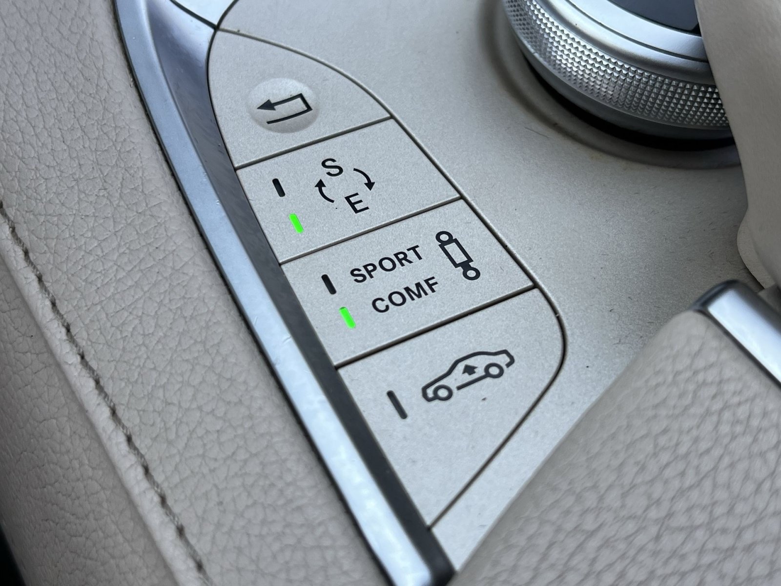 Used 2014 Mercedes-Benz S 550 Sedan image 38