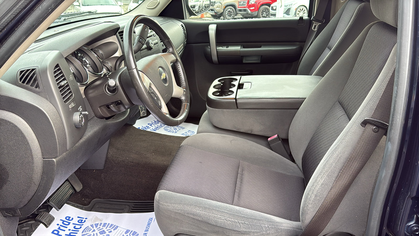 Used 2009 Chevrolet Silverado 1500 LT w/ Power Pack Plus AWD/4WD image 13