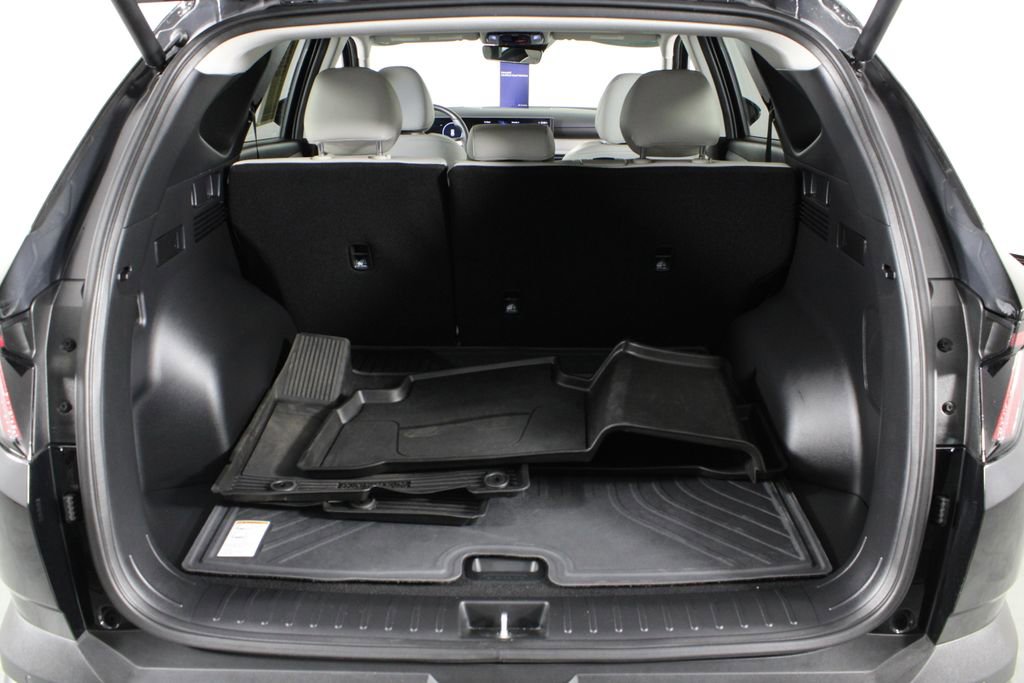 Certified 2025 Hyundai Tucson Limited image 16