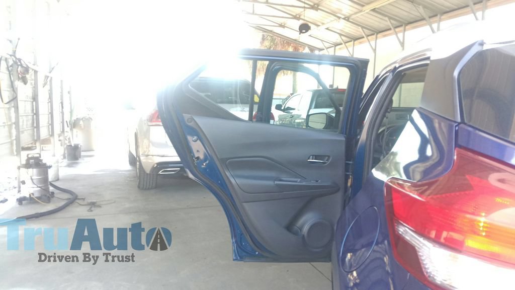 Used 2019 Nissan Kicks SR w/ SR Premium Package FWD image 34
