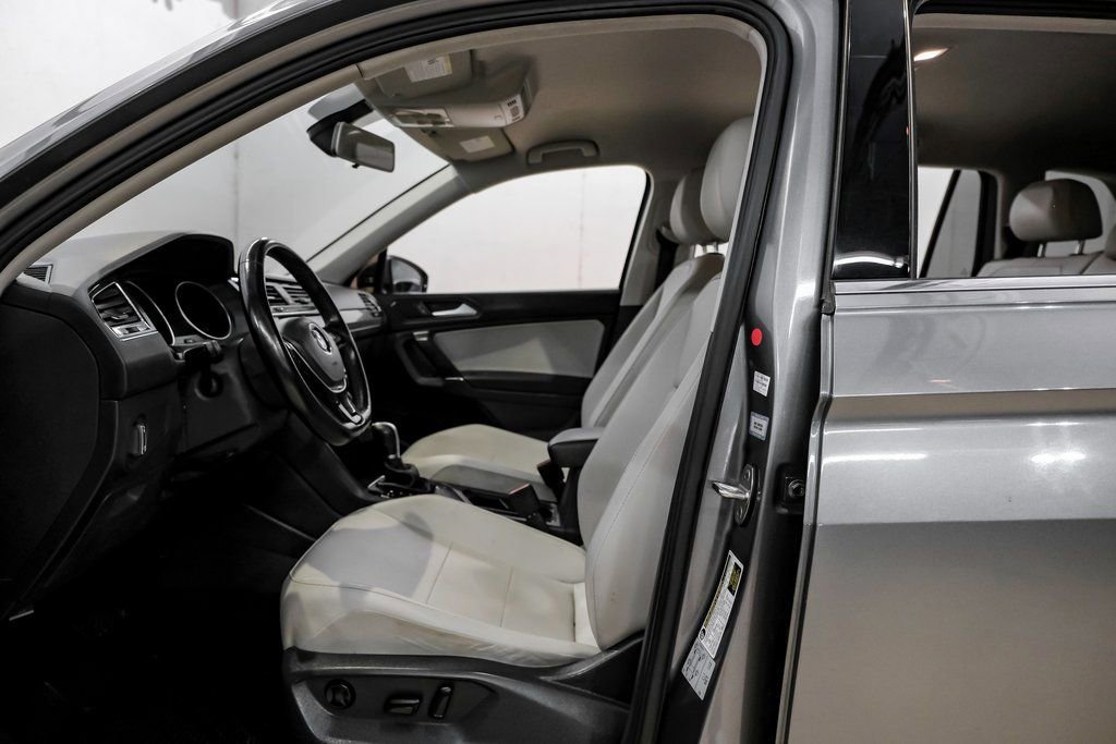 Used 2018 Volkswagen Tiguan SE image 4