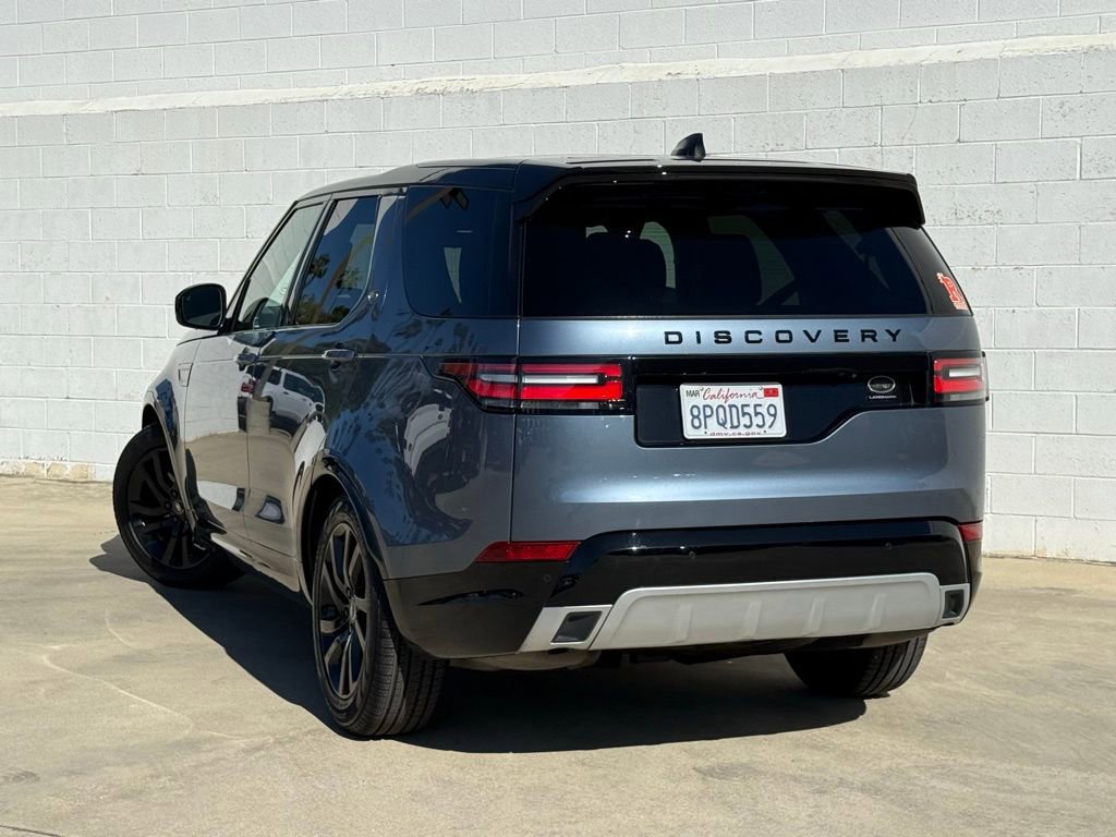 Used 2020 Land Rover Discovery Landmark image 4