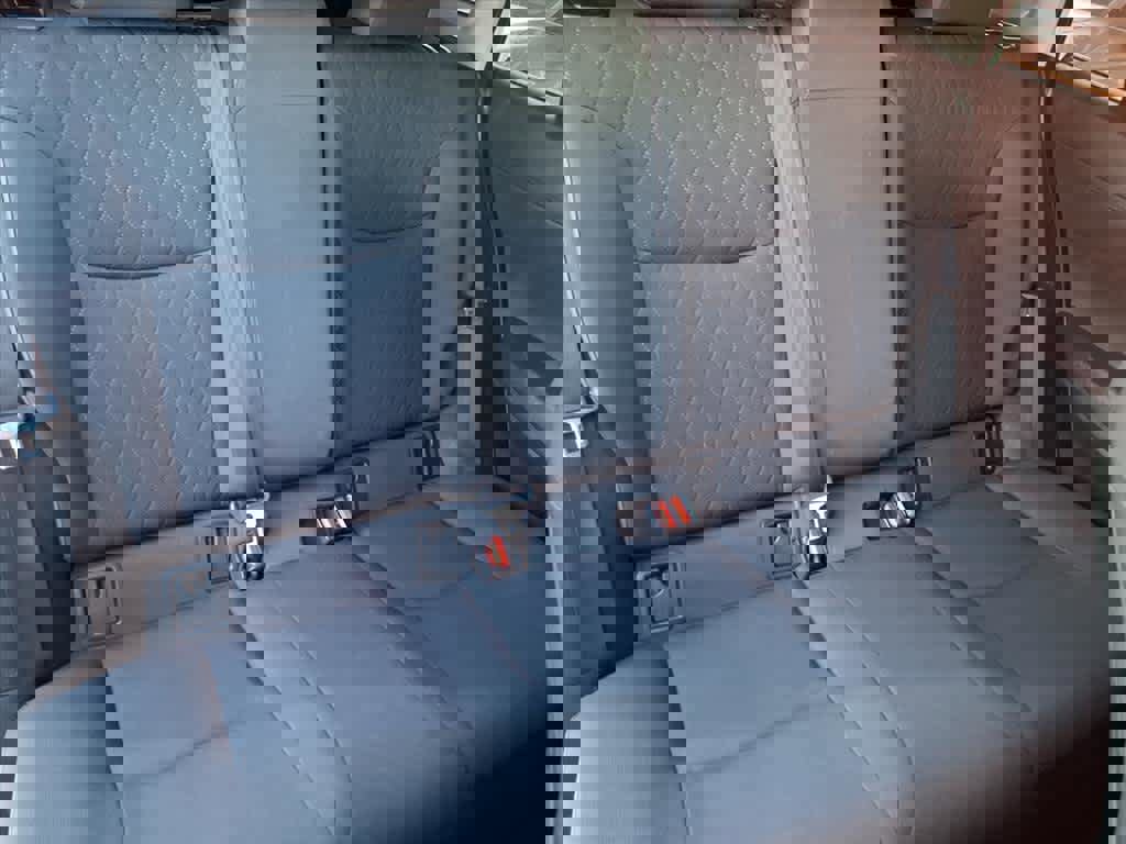 Certified 2023 Toyota Corolla Cross LE image 21