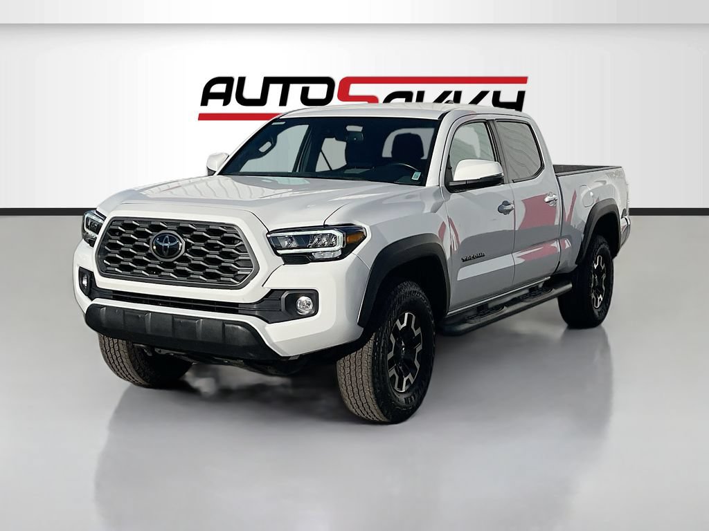 Used 2023 Toyota Tacoma TRD Off-Road w/ Black Out Package (TMS) AWD/4WD image 3