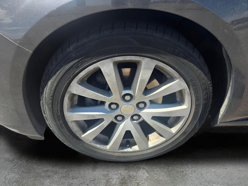 Used 2013 Chevrolet Malibu LT FWD image 28