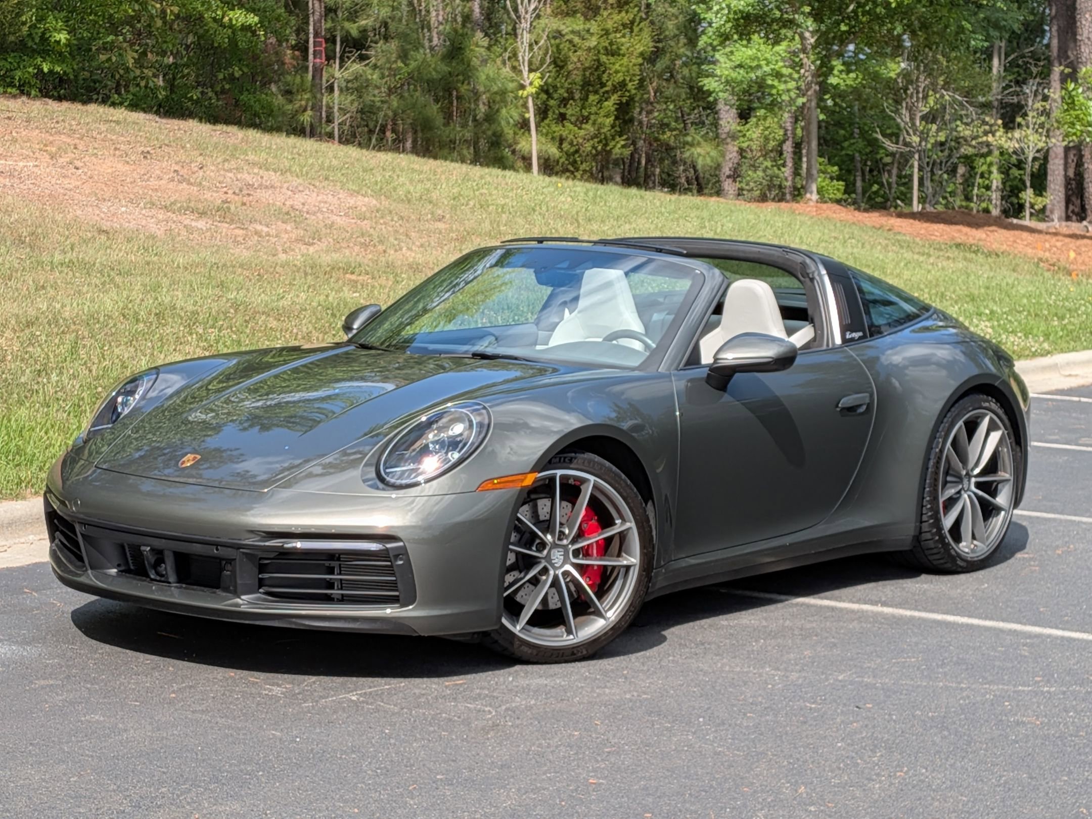 Certified 2023 Porsche 911 Targa 4S AWD/4WD image 1