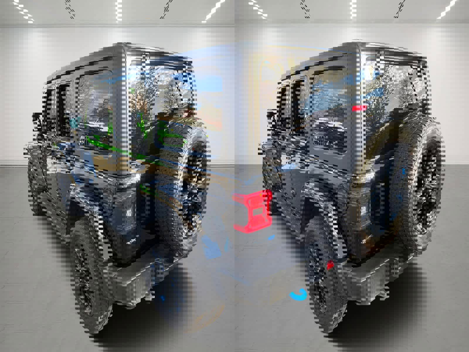 Used 2022 Jeep Wrangler Unlimited Sahara w/ Cold Weather Group image 4