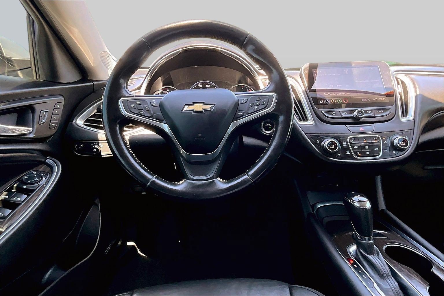 Used 2020 Chevrolet Malibu Premier FWD image 5