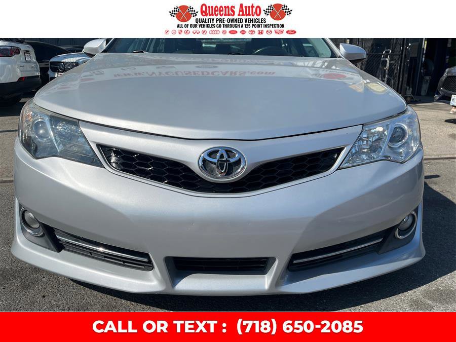 Used 2013 Toyota Camry SE FWD image 29