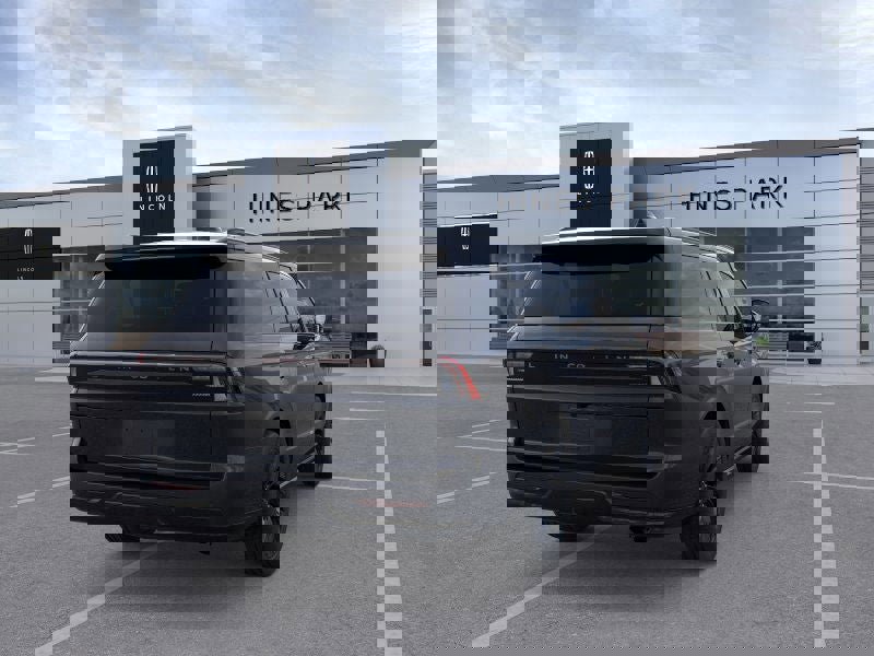 New 2026 Lincoln Navigator L Reserve w/ Jet Appearance Package image 8