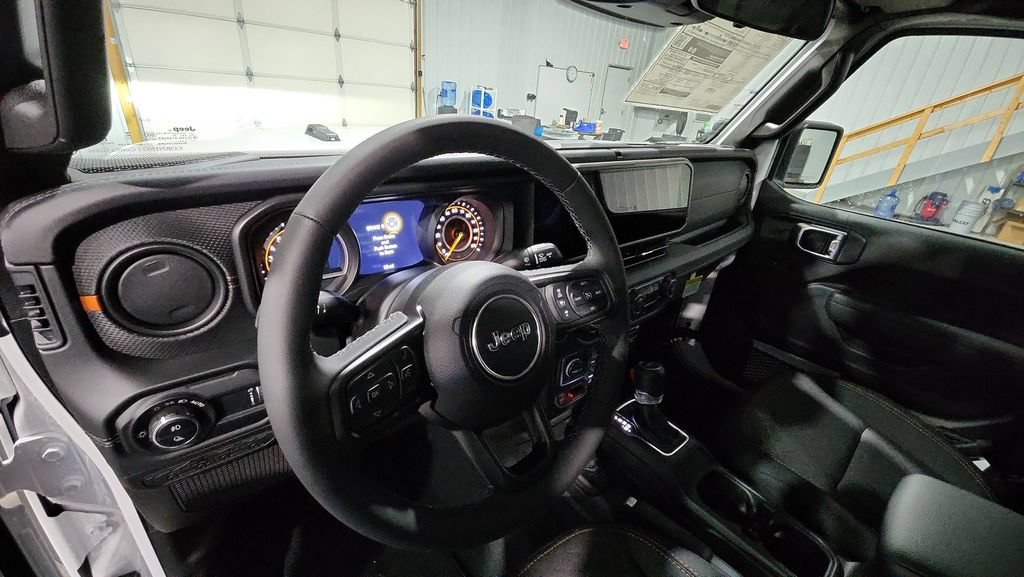 New 2026 Jeep Gladiator Mojave AWD/4WD image 13