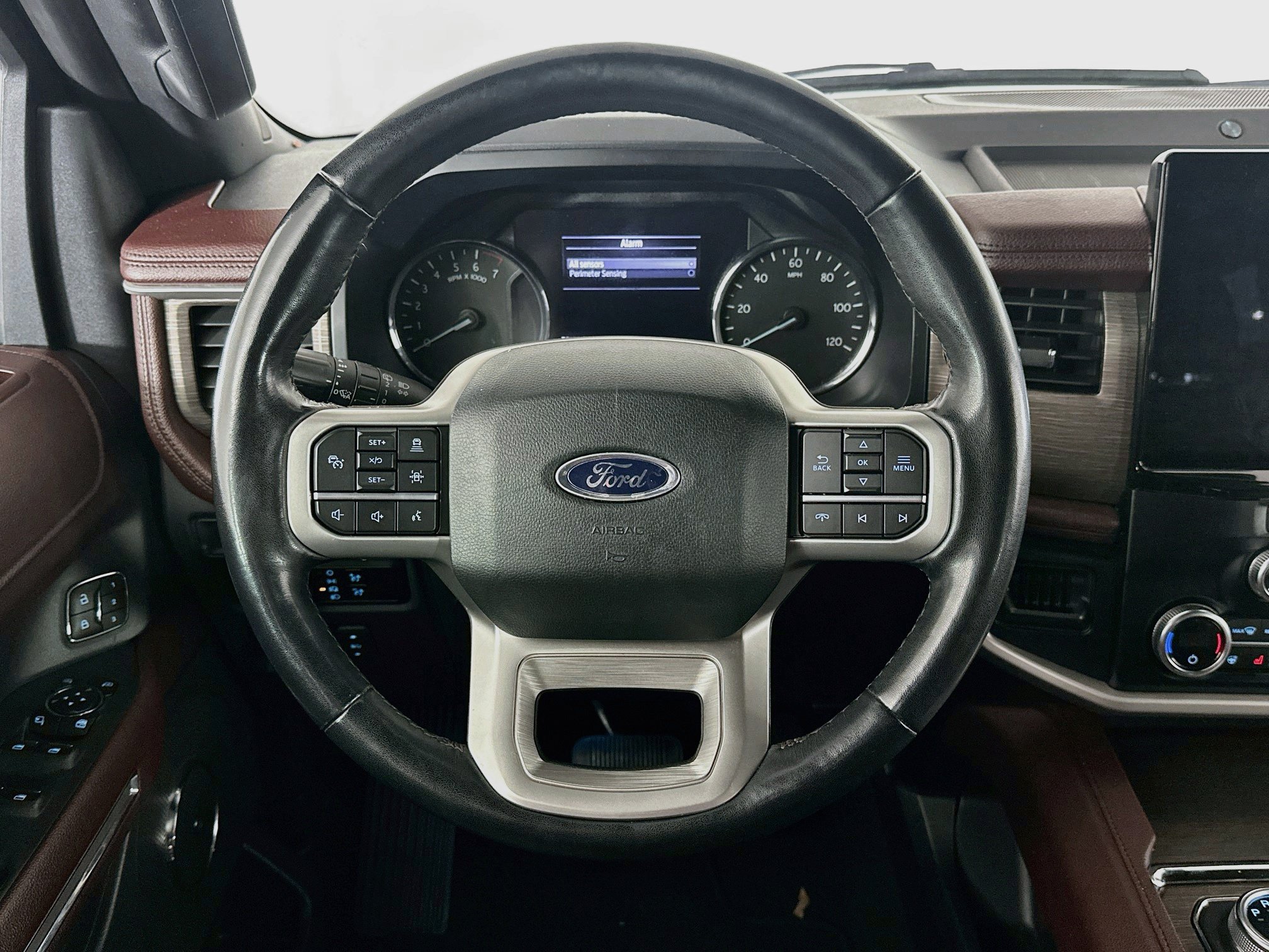 Used 2024 Ford Expedition Limited RWD image 17