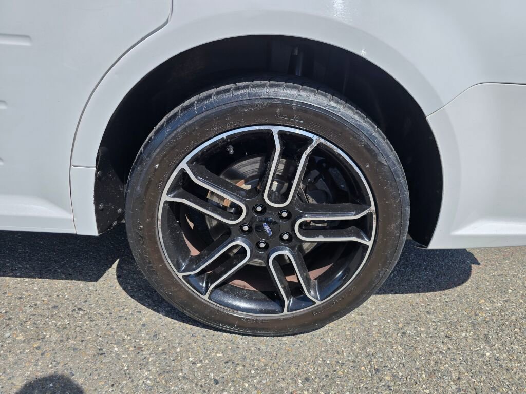 Used 2015 Ford Flex Limited w/ Limited Appearance Package AWD/4WD image 10