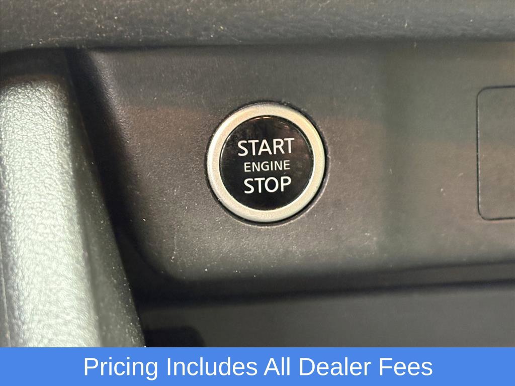 Used 2022 Nissan Rogue SV AWD/4WD image 13
