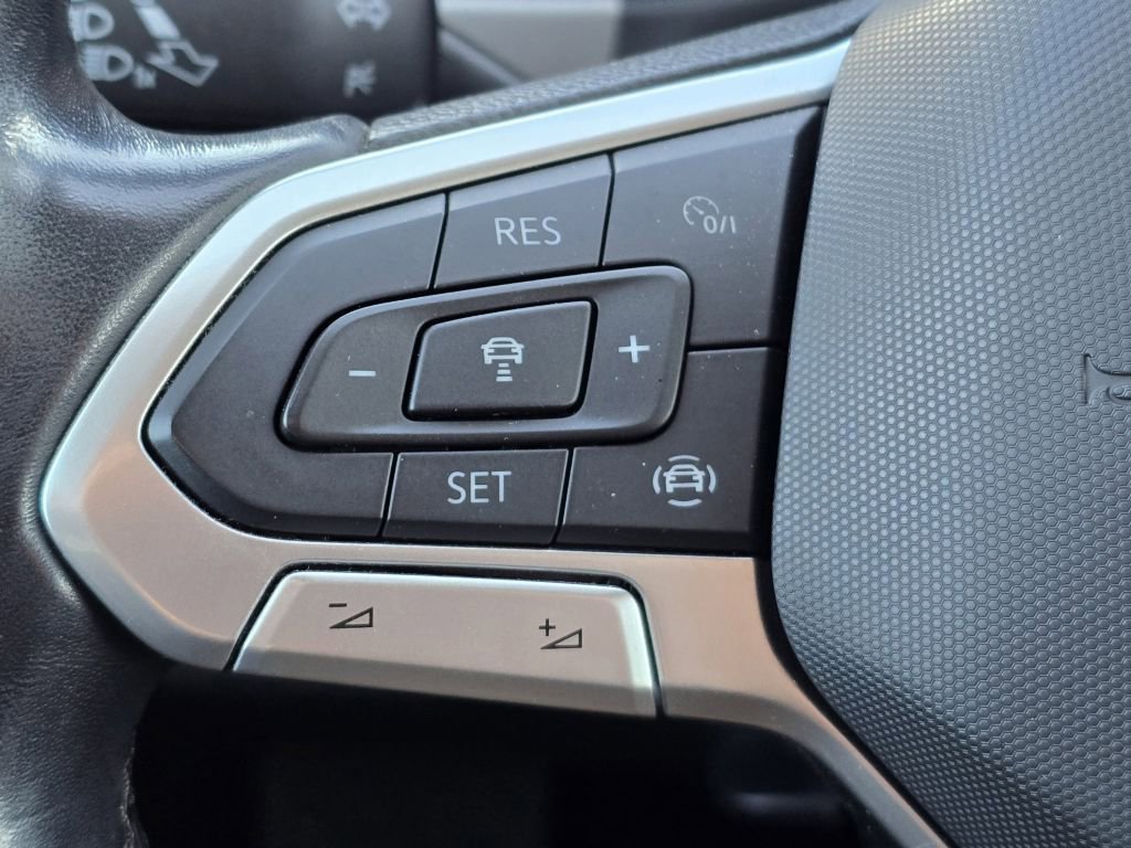 Used 2021 Volkswagen Atlas SEL Premium image 20