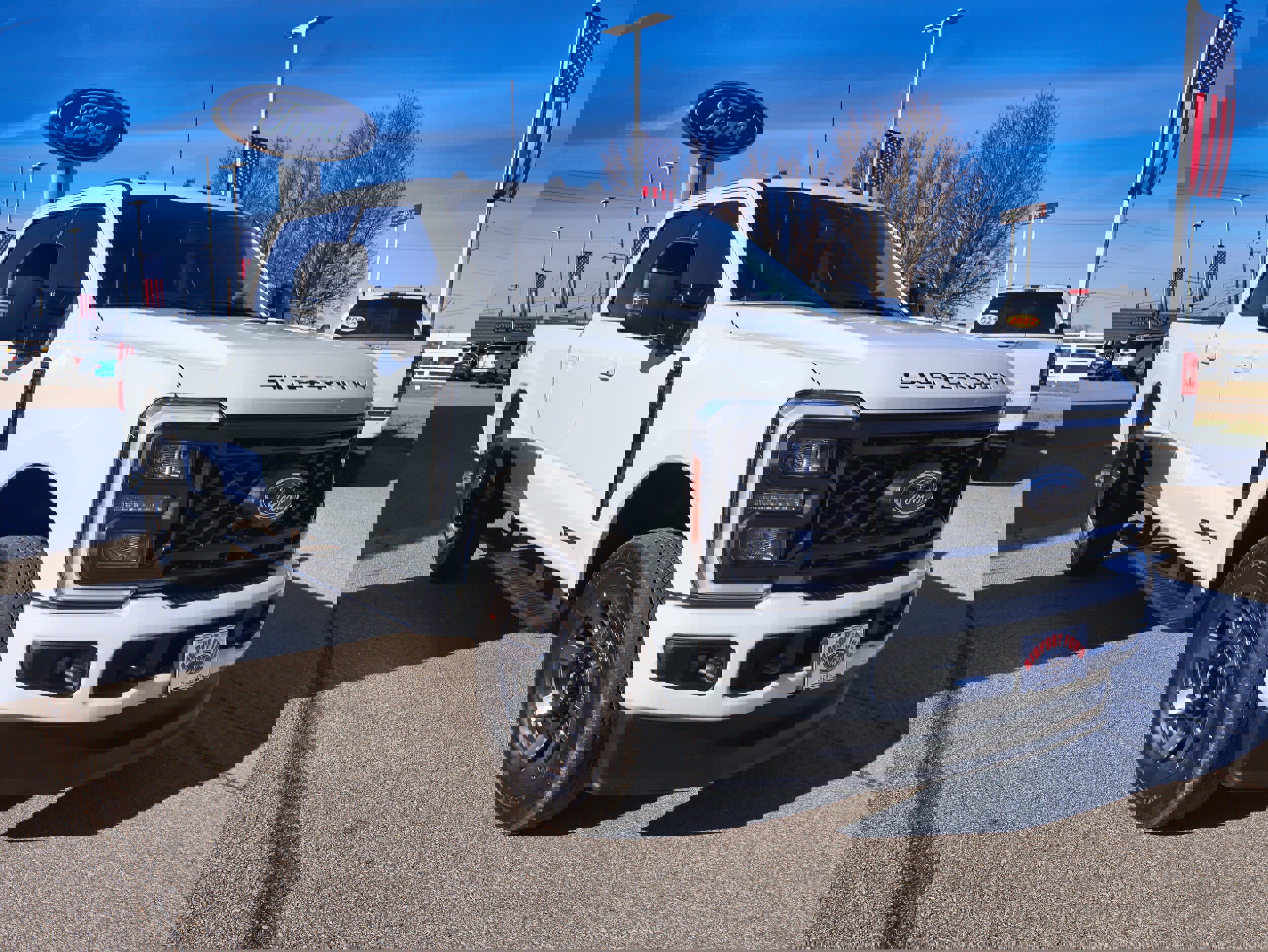 Used 2024 Ford F250 Lariat w/ Sport Appearance Package image 7