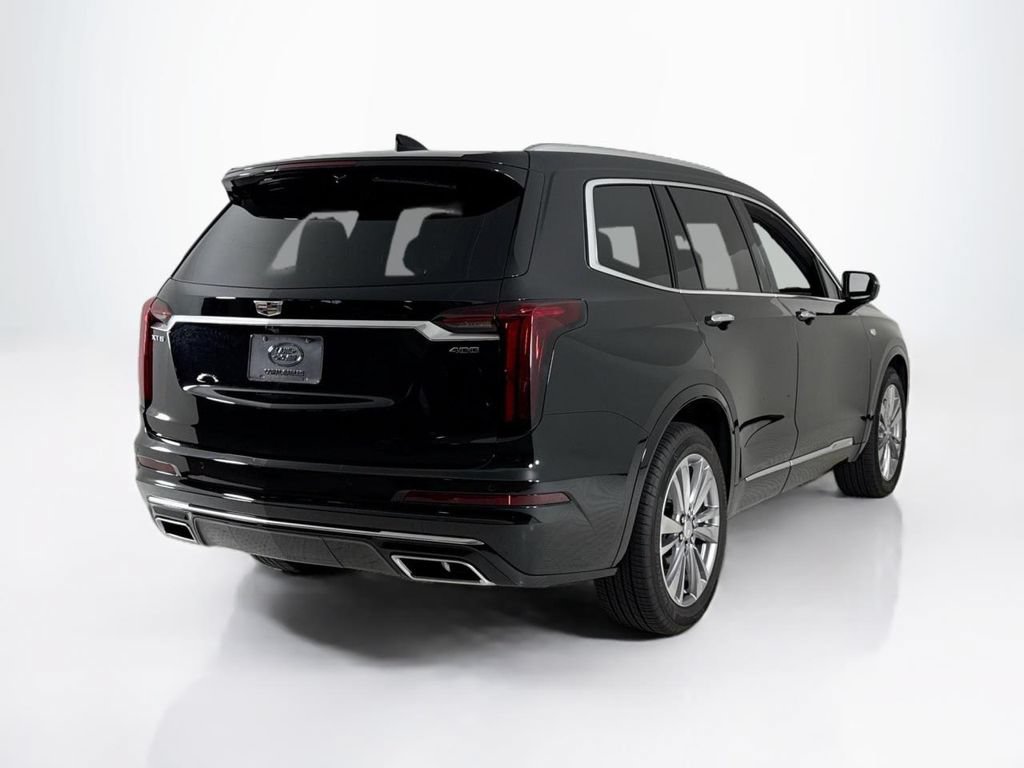 Used 2024 Cadillac XT6 Premium Luxury FWD image 5