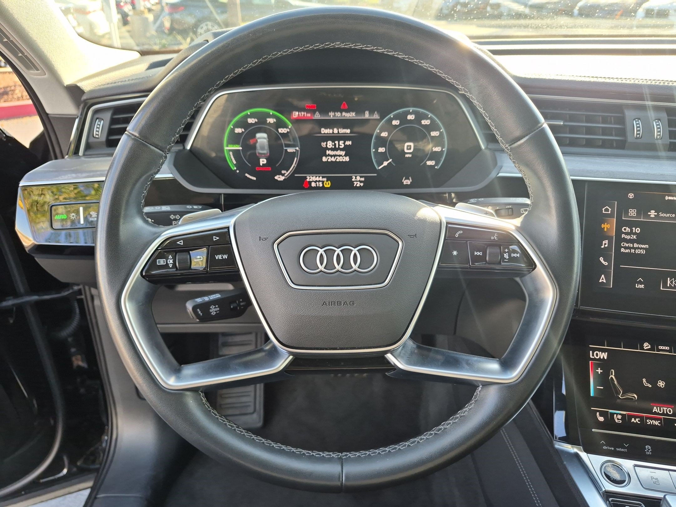 Used 2024 Audi Q8 e-tron Premium Plus w/ Premium Plus Package AWD/4WD image 18