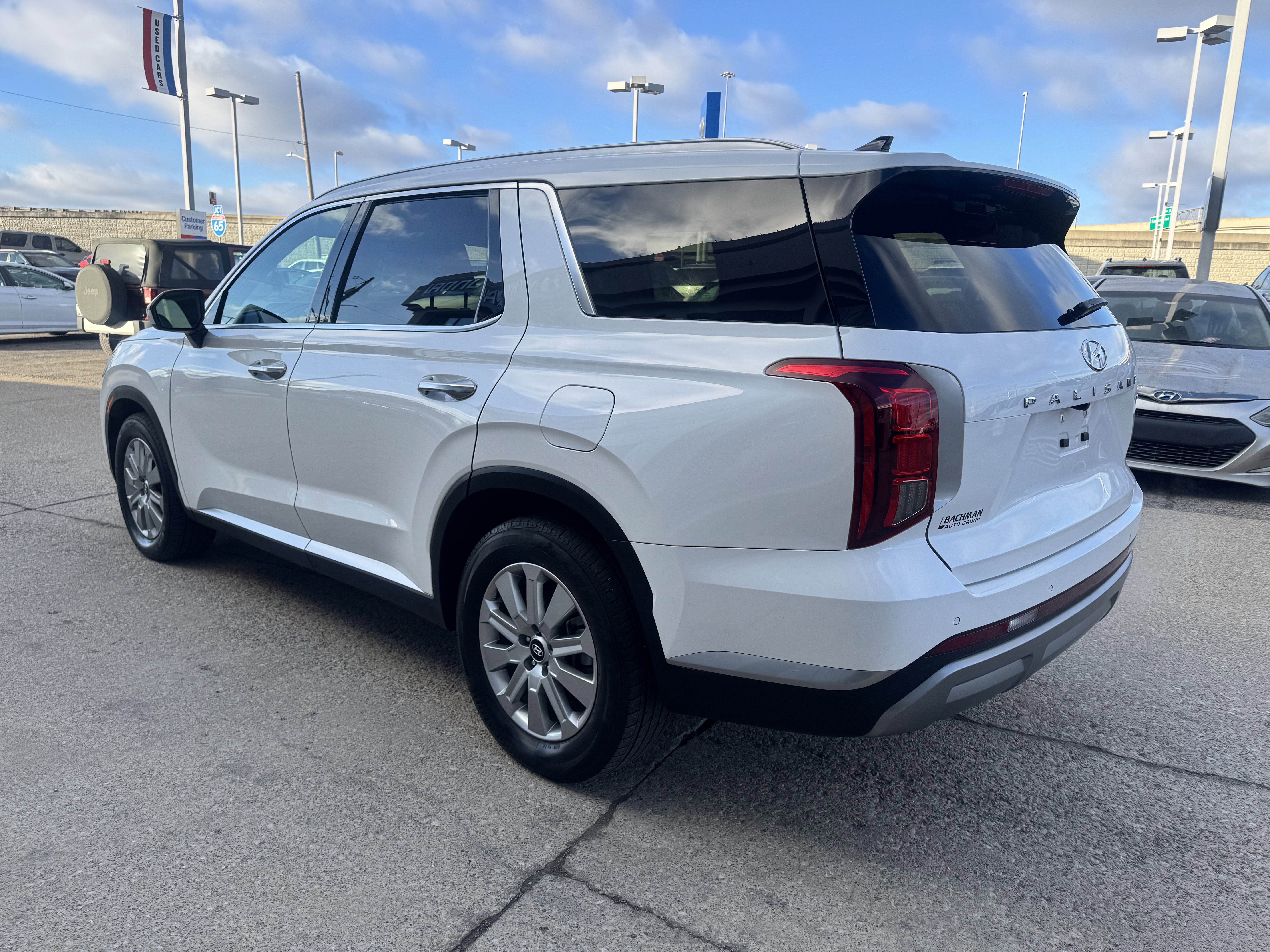 Used 2023 Hyundai Palisade SEL image 5
