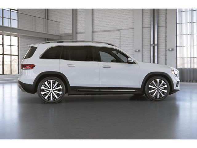 Used 2022 Mercedes-Benz GLB 250 4MATIC image 17