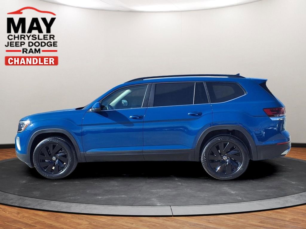 Used 2025 Volkswagen Atlas SE image 19