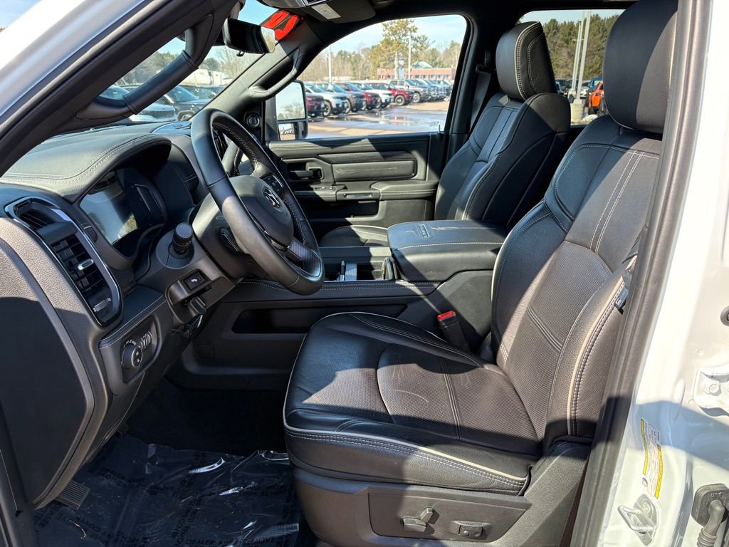 Used 2024 RAM 3500 Limited image 13