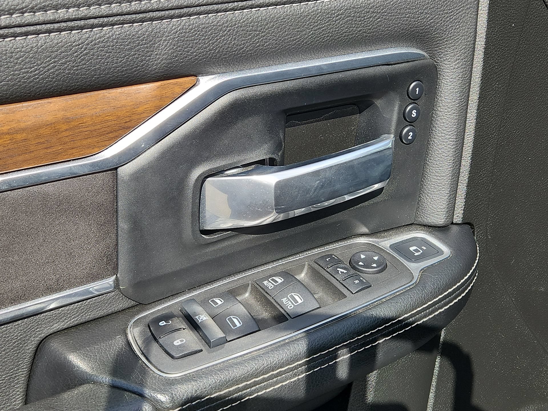 Certified 2022 RAM 2500 Laramie AWD/4WD image 15