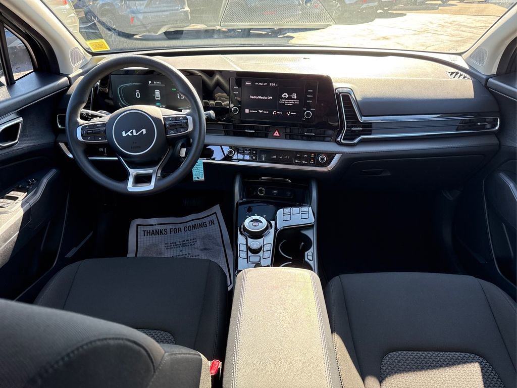Certified 2025 Kia Sportage LX image 20