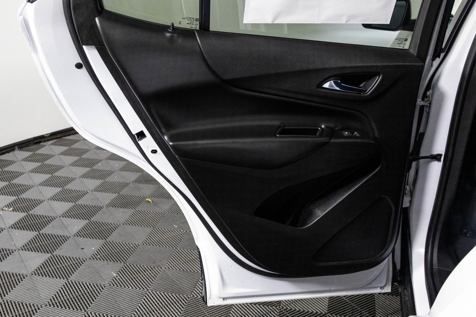 Certified 2022 Chevrolet Equinox LT image 36