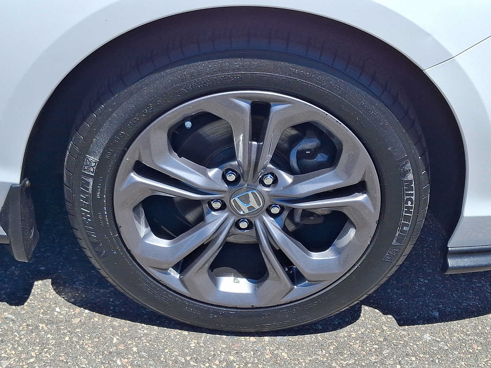 Certified 2023 Honda Accord EX image 8