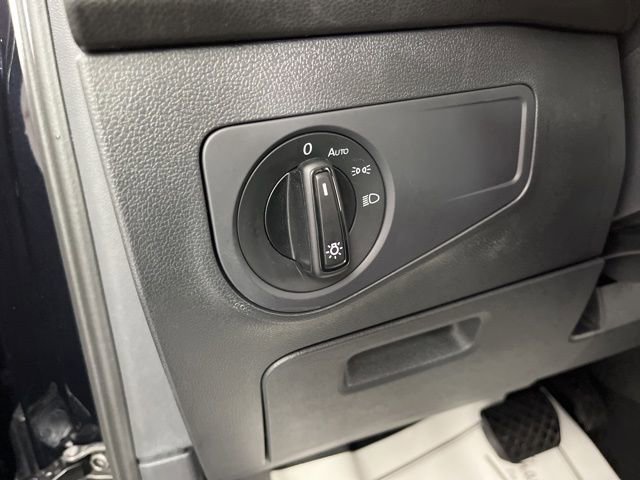 Used 2024 Volkswagen Tiguan S image 32