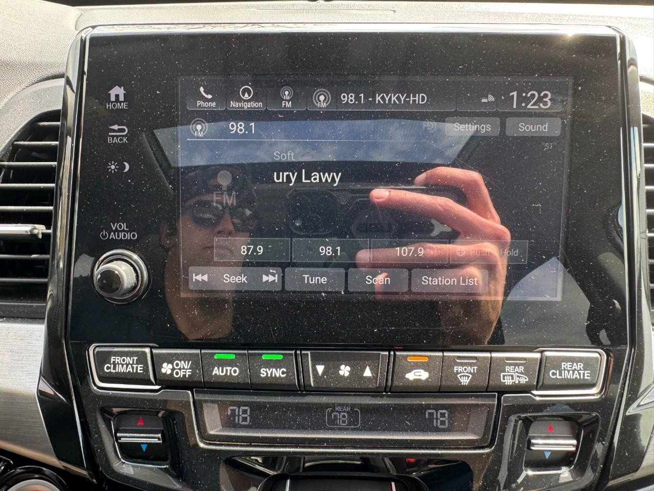 Used 2018 Honda Odyssey Elite image 26