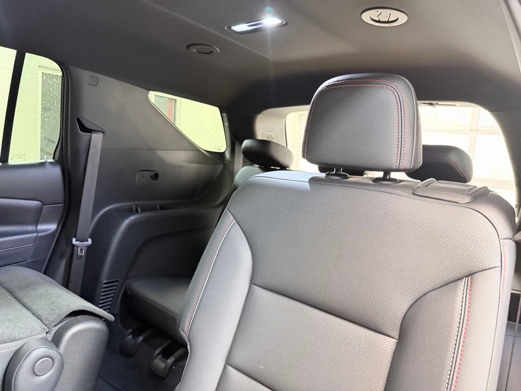 Used 2026 Chevrolet Traverse Z71 w/ Driver Confidence Package AWD/4WD image 24